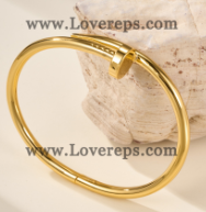 202524042 Juste Un Clou Bracelet Classic Model Yellow Gold