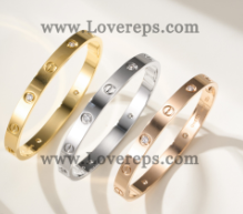 621428573 Classic Love Bracelet with 4 Diamonds