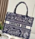 202539683 Book Tote Medium Size