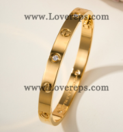 202525451 Classics Love Bracelet with 4 Diamonds Yellow Gold