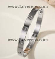 202526212 Classics Love Bracelet White Gold